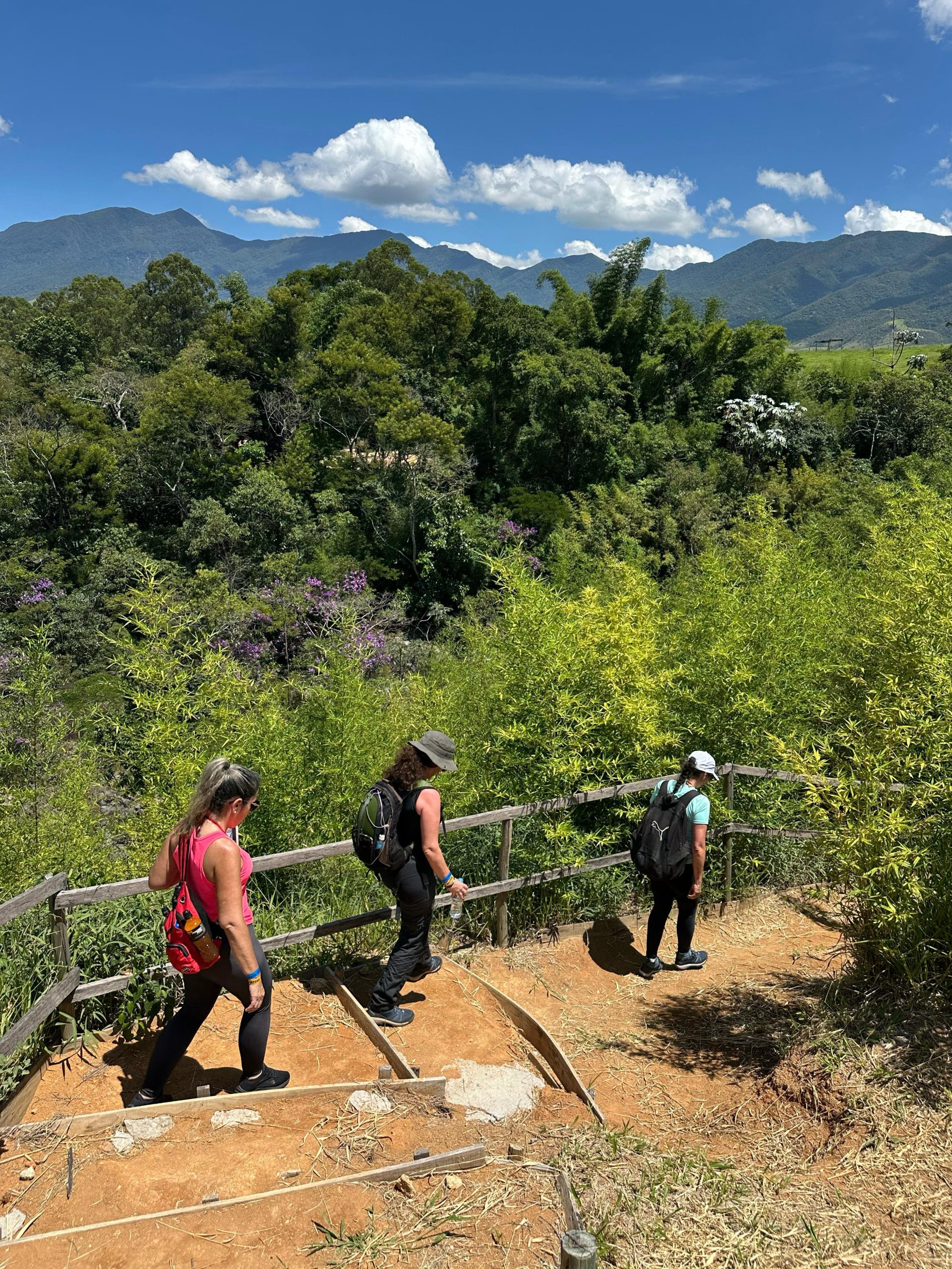 Lavrinhas - poço azul - cachoeira - trilhas sp - nativa ecotrilhas (8)