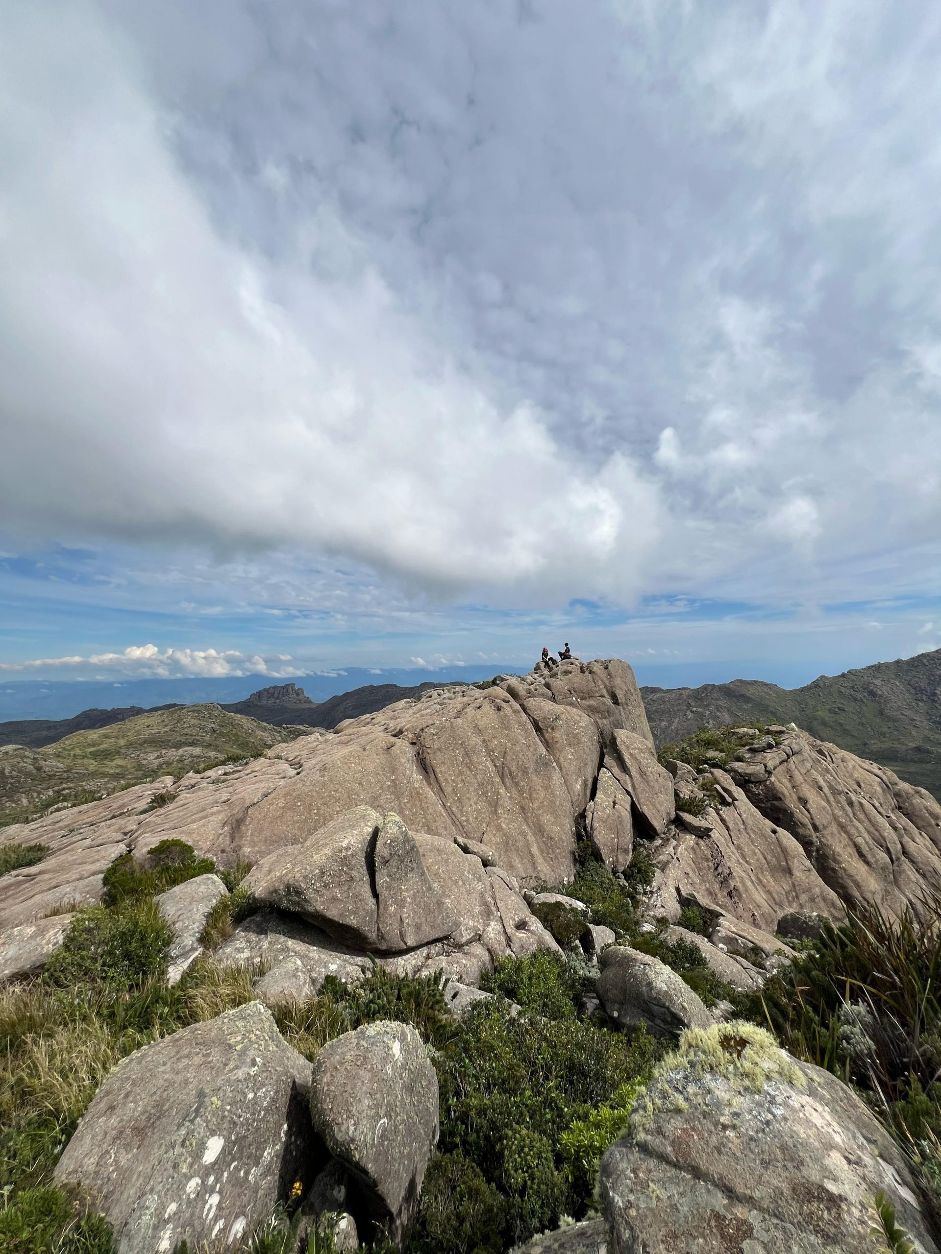 PEDRA DO ALTAR - CINCO LAGOS - ITATIAIA - SERRA DA MANTIQUEIRA - TRILHAS SP - NATIVA ECOTRILHAS (2)