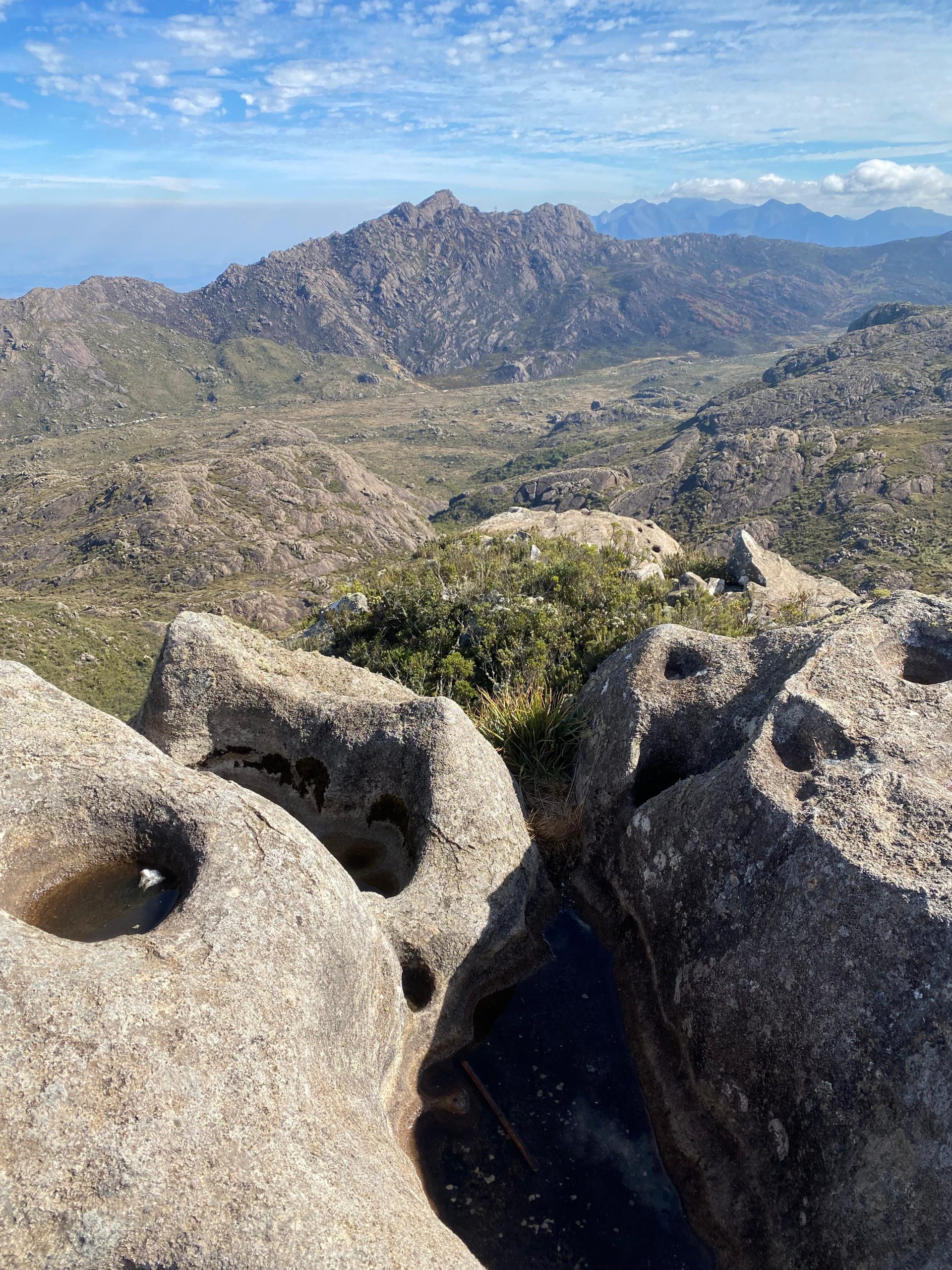 PEDRA DO ALTAR - CINCO LAGOS - ITATIAIA - SERRA DA MANTIQUEIRA - TRILHAS SP - NATIVA ECOTRILHAS (5)